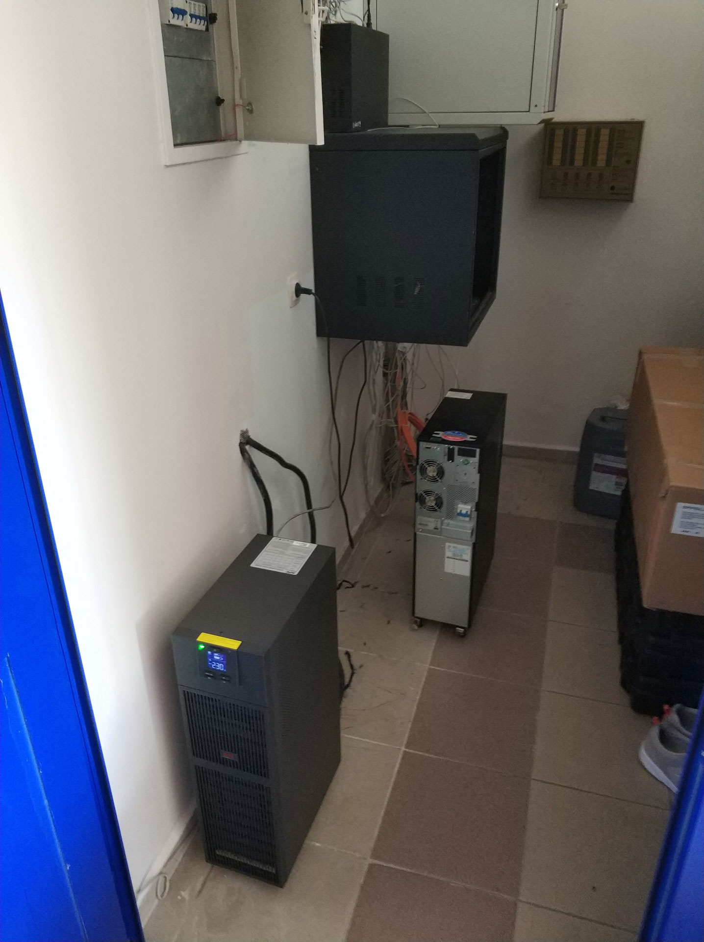 UPS Kurulum ve Bakım